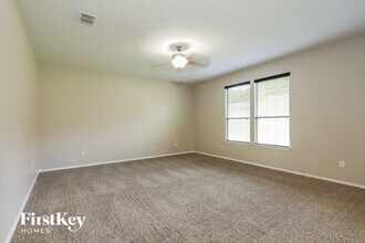 3422 Coahuila Way in San Antonio, TX - Foto de edificio - Building Photo