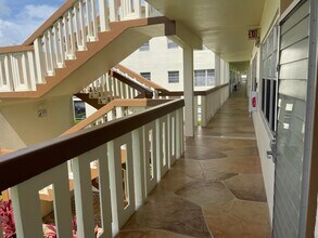 27 Mansfield A in Boca Raton, FL - Foto de edificio - Building Photo