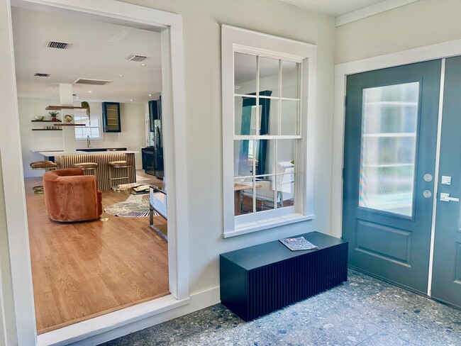 4406 Airport Blvd in Austin, TX - Building Photo - Building Photo