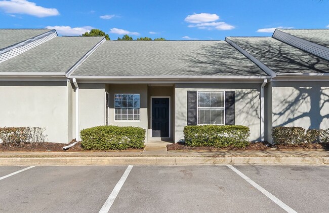 property at 11 Thornbury Rd