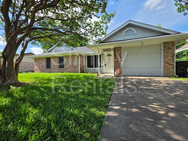 property at 2504 Paul St