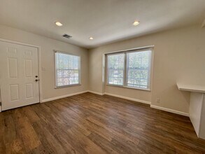 810 E Chestnut St in Glendale, CA - Building Photo - Building Photo