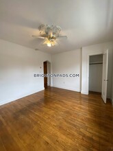 27 Brock St, Unit 2 in Boston, MA - Building Photo - Building Photo