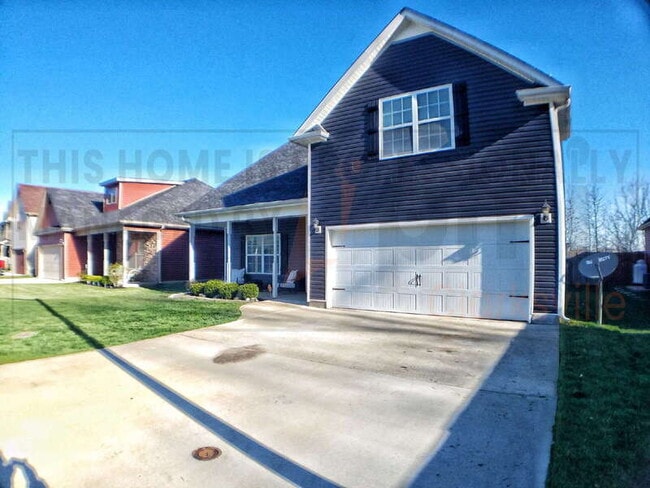 717 Sleek Fox Dr in Clarksville, TN - Building Photo - Building Photo