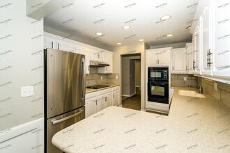 8304 S 6th St in Broken Arrow, OK - Building Photo - Building Photo