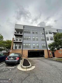 898 Oak St SW in Atlanta, GA - Building Photo - Building Photo