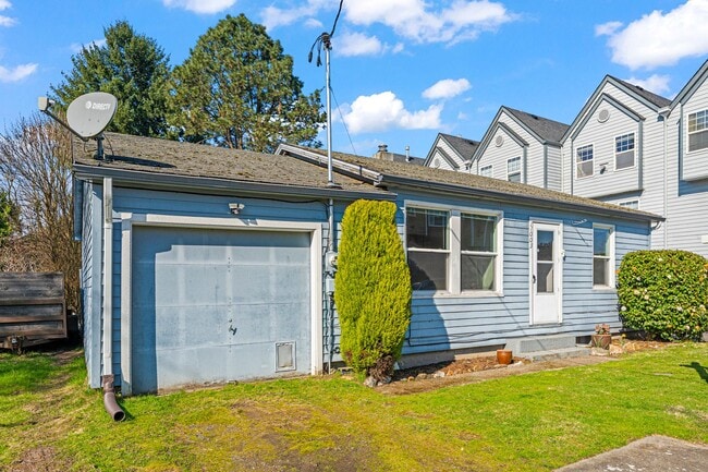 11003 NE 3rd Ave in Portland, OR - Building Photo - Building Photo