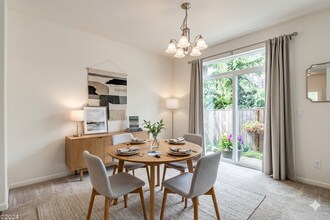 3425 SE Hare Ave in Hillsboro, OR - Building Photo - Building Photo