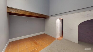 330 1/2 E St in Boston, MA - Foto de edificio - Building Photo