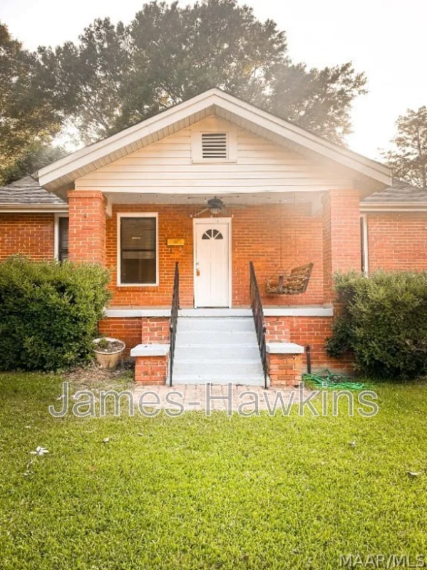 property at 421 N Panama St
