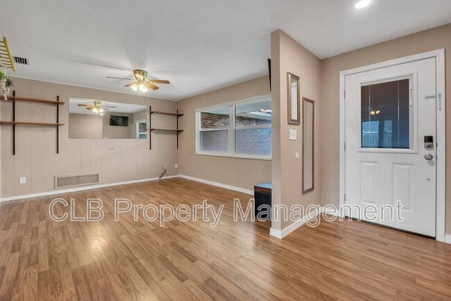 709 Hillville Dr in Port Orange, FL - Building Photo - Building Photo