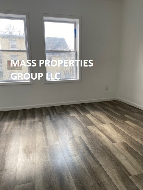 142 W Hanover St-Unit -2 in Trenton, NJ - Building Photo - Building Photo