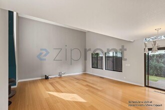 272 Montebello Ave in Mountain View, CA - Building Photo - Building Photo