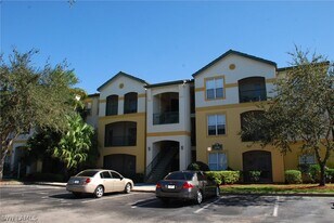 11521 Villa Grand in Ft. Myers, FL - Building Photo
