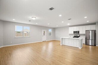 6807 Tiznow Ln in Buda, TX - Building Photo - Building Photo