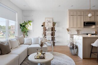 167 S Prairie Ave in Dallas, TX - Building Photo - Building Photo