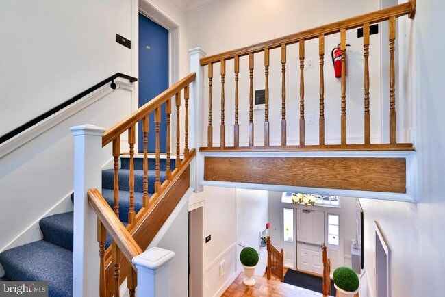 property at 221 S Alfred St