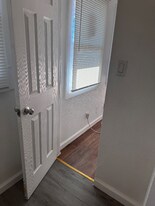 8557 Juniper Ave in Fontana, CA - Building Photo