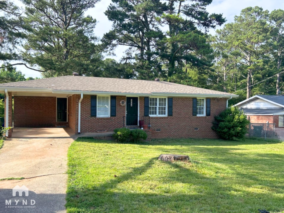 3444 Linecrest Rd in Ellenwood, GA - Building Photo