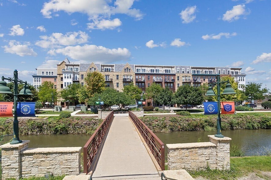 354 River St in Lemont, IL - Building Photo