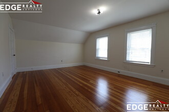 28 Mapleton St, Unit 2 in Boston, MA - Building Photo - Building Photo