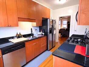 5454 S Cornell Ave in Chicago, IL - Building Photo - Building Photo