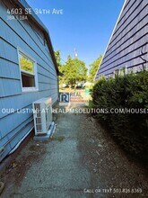 4603 SE 34th Ave in Portland, OR - Building Photo - Building Photo