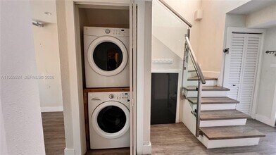 3538 SW 17th St in Miami, FL - Building Photo - Building Photo