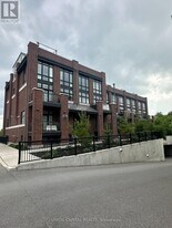 2 Linsmore Pl, Unit 306 in Whitchurch-Stouffville, ON - Building Photo