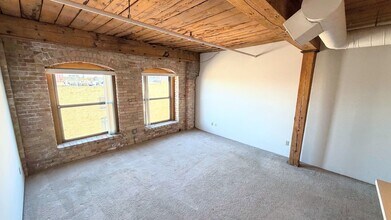 210 N 2nd St in Minneapolis, MN - Building Photo - Building Photo