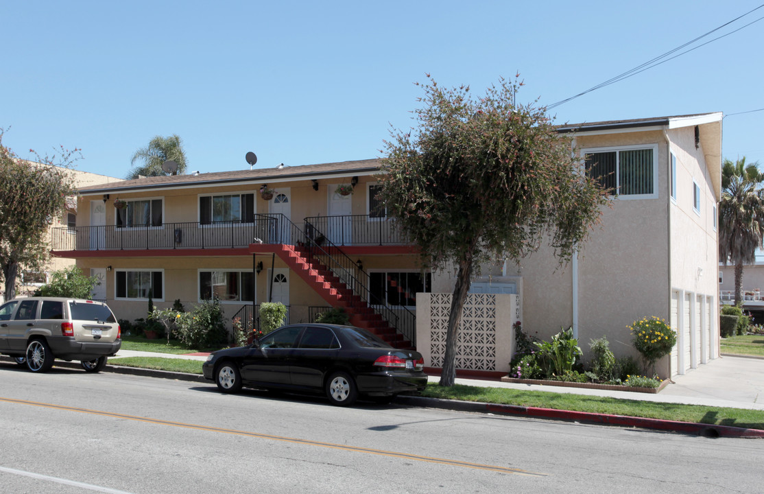 1800 E Third St in Long Beach, CA - Building Photo