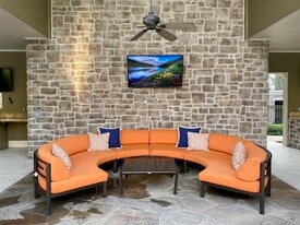 The Woodlands Lodge in The Woodlands, TX - Building Photo