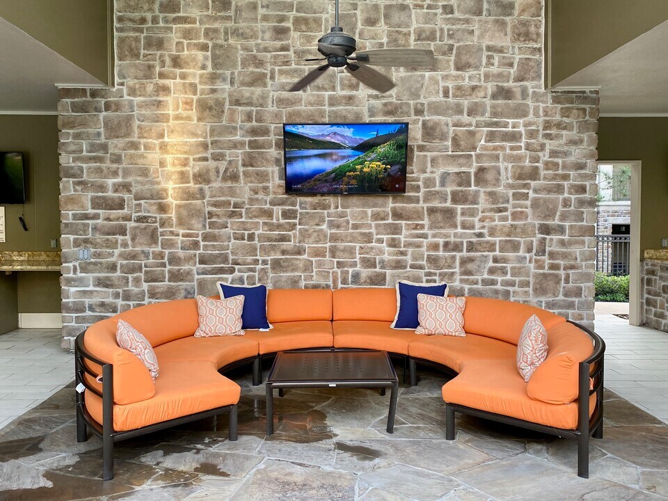 The Woodlands Lodge in The Woodlands, TX - Foto de edificio
