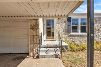 717 N Stewart Ave in Norman, OK - Building Photo - Building Photo