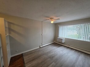 233 E Arvada St in Colorado Springs, CO - Building Photo - Building Photo