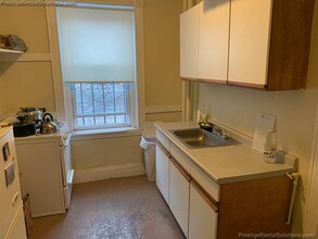 83 Gordon St, Unit 1 in Boston, MA - Building Photo - Building Photo