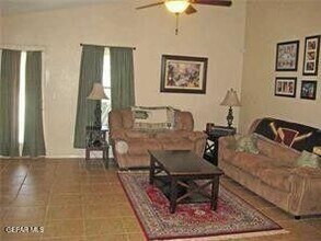 11313 Northview Dr in El Paso, TX - Building Photo - Building Photo