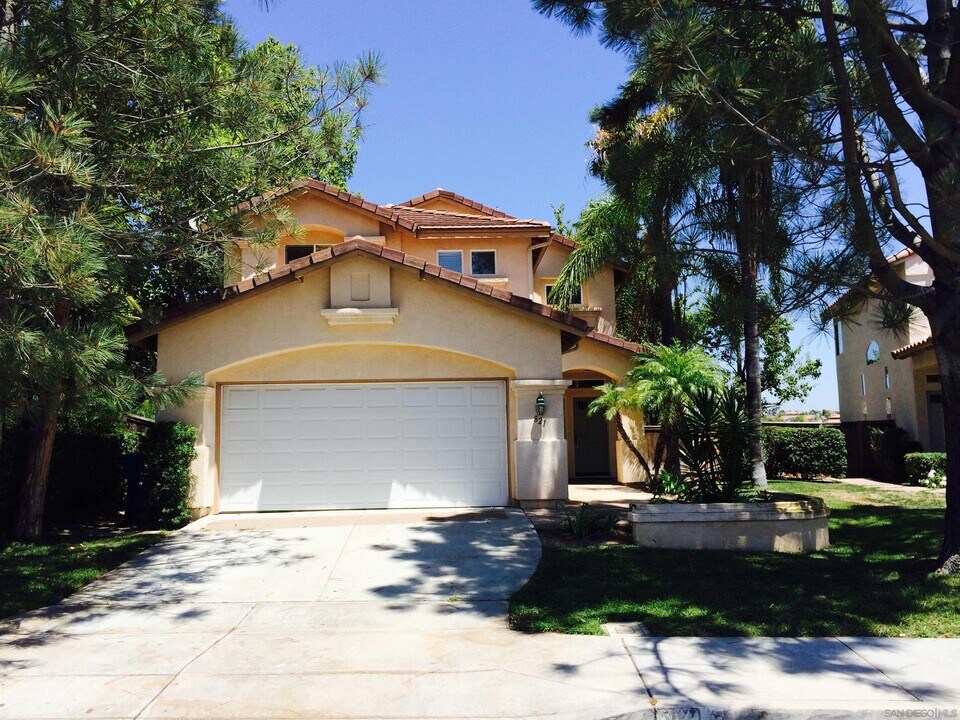 821 Verin Ln in Chula Vista, CA - Building Photo