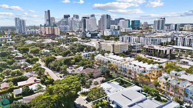 521 NE 8th Ave in Fort Lauderdale, FL - Foto de edificio - Building Photo