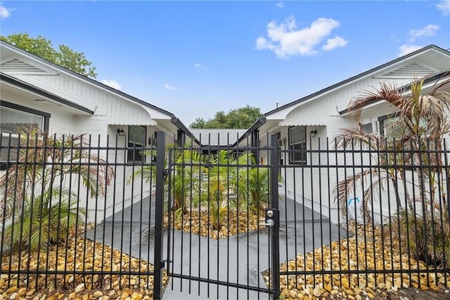 property at 917 30th Ave N
