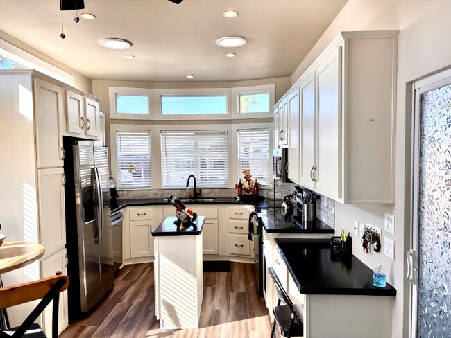 5055 E University Dr in Mesa, AZ - Building Photo - Building Photo