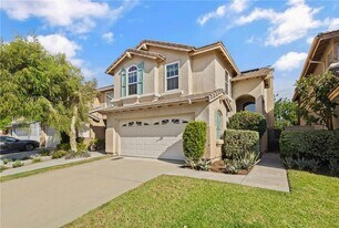 11186 Corsica Ct in Rancho Cucamonga, CA - Building Photo