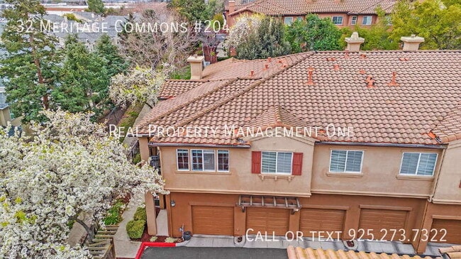 property at 32 Meritage Common