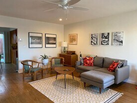 1589 Santa Barbara St in Ventura, CA - Building Photo