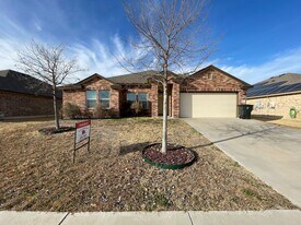 705 Rebecca Lynn Ln in Killeen, TX - Building Photo