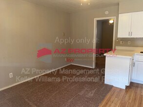 6738 N 55th Ave in Glendale, AZ - Building Photo - Building Photo