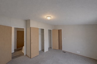 247 Laurel Leah in Oxford, MI - Building Photo - Building Photo