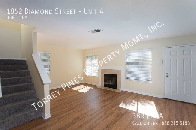 1852 Diamond St in San Diego, CA - Building Photo - Building Photo