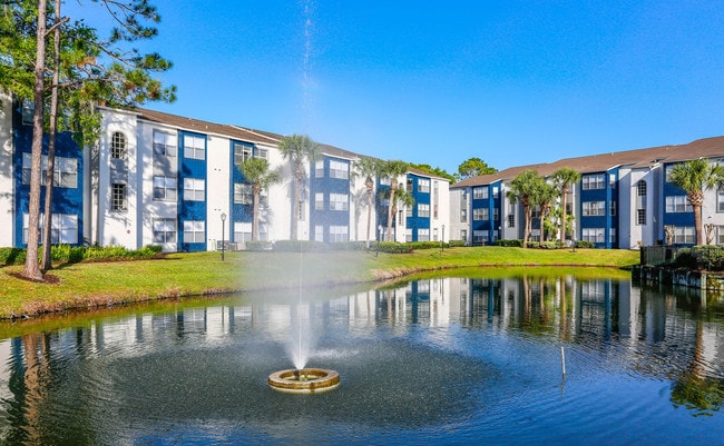 Solis at Winter Park in Winter Park, FL - Foto de edificio - Building Photo