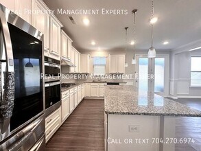 385 Winding Oaks Ln SE in Concord, NC - Building Photo - Building Photo